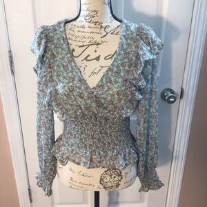 Women’s In‎ Loom Floral Ruffled Low V Neck Smocked Long Sleeve Top